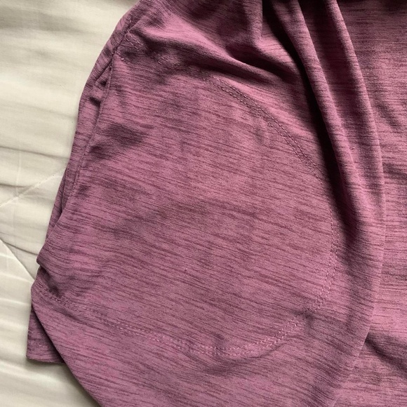 Old Navy women's active hooded sweatshirt, magenta/purple, size medium - Picture 3 of 4
